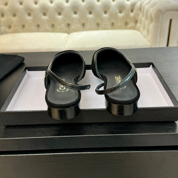 CC Slingback in pelle scamosciata nera