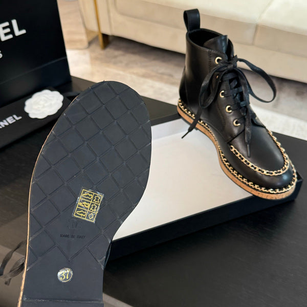 CC Ankle Boots Black With Chain Calfskin