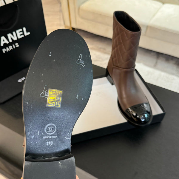 Stivaletti CC 30mm in pelle di vitello marrone terra trapuntata