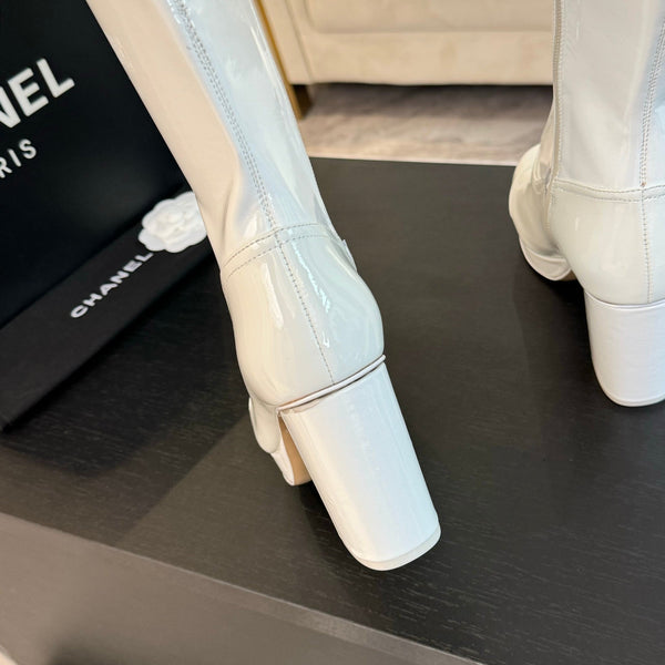 Stivali alti CC 80mm in pelle di vacchetta bianca lucida