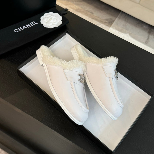 CC Mule White Calfskin Lamb Wool