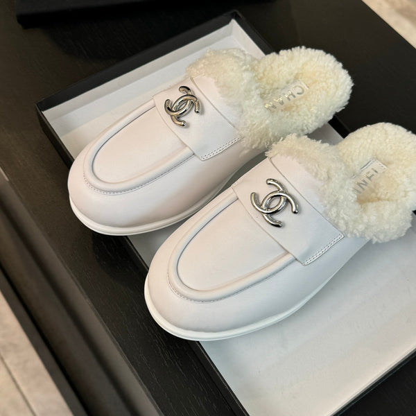 CC Mule White Calfskin Lamb Wool