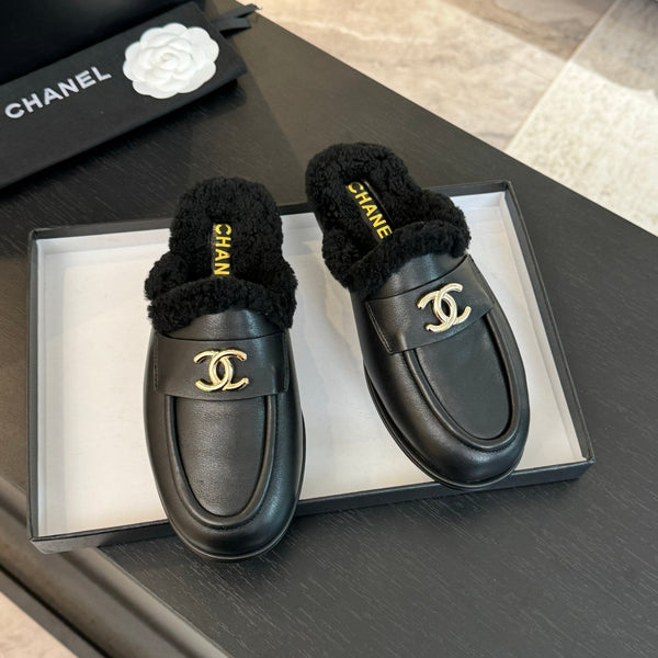 CC Mule Black Calfskin Lamb Wool