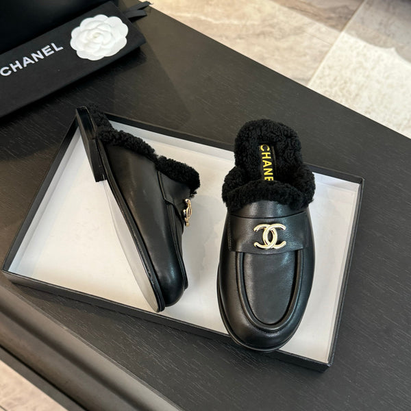 CC Mule Black Calfskin Lamb Wool