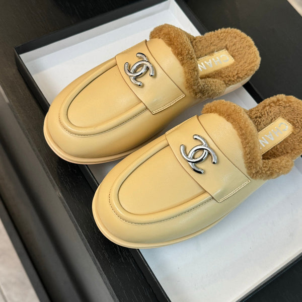 CC Mule Beige Calfskin Lamb Wool