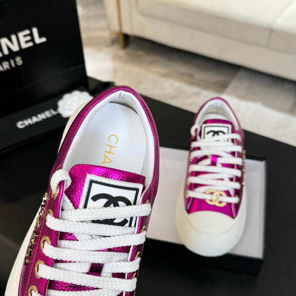 SCARPE DA BISCOTTO CON TESTA GRANDE IN PELLE DI AGNELLO VIOLA MAGENTA