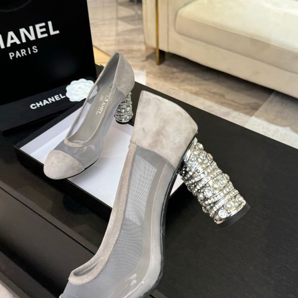 SANDALI CON TACCO ALTO 85 MM IN CAMOSCIO E RETE GRIGIO CHIARO