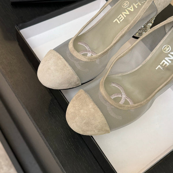 SANDALI CON TACCO ALTO 85 MM IN CAMOSCIO E RETE GRIGIO CHIARO