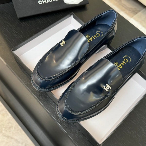 CC 25C Moccasins Dark Blue Patent Leather