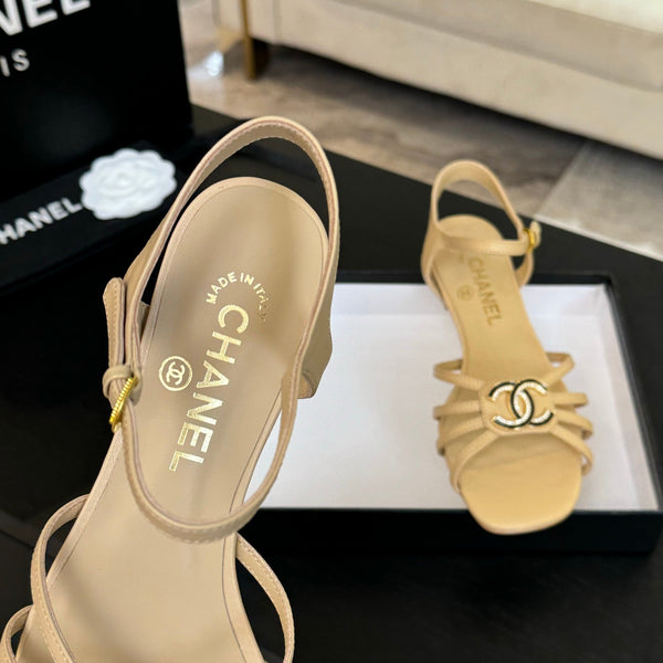 Sandalo CC 15mm in pelle di pecora color crema scuro 212923