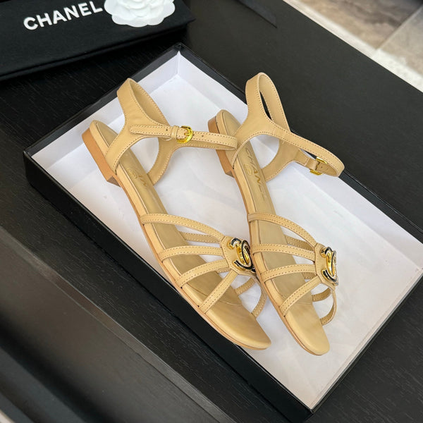 Sandalo CC 15mm in pelle di pecora color crema scuro 212923