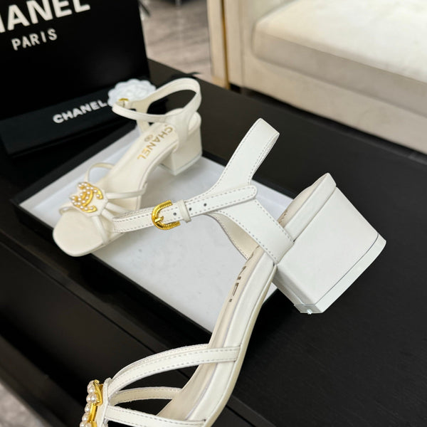 CC 45mm Sandal White Sheepskin 212927