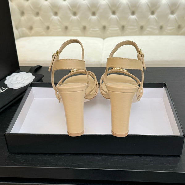 Sandalo CC 85mm in pelle di pecora color crema scuro 212931