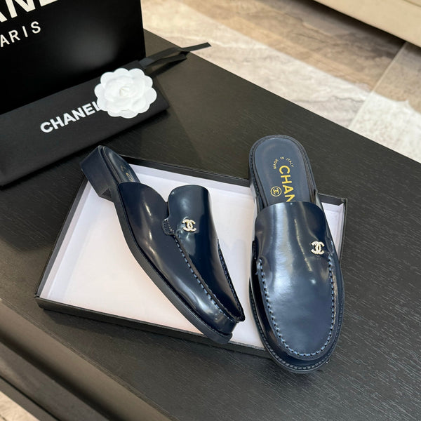 CC 25C Mule in pelle di vitello blu scuro