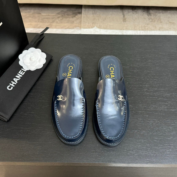 CC 25C Mule in pelle di vitello blu scuro