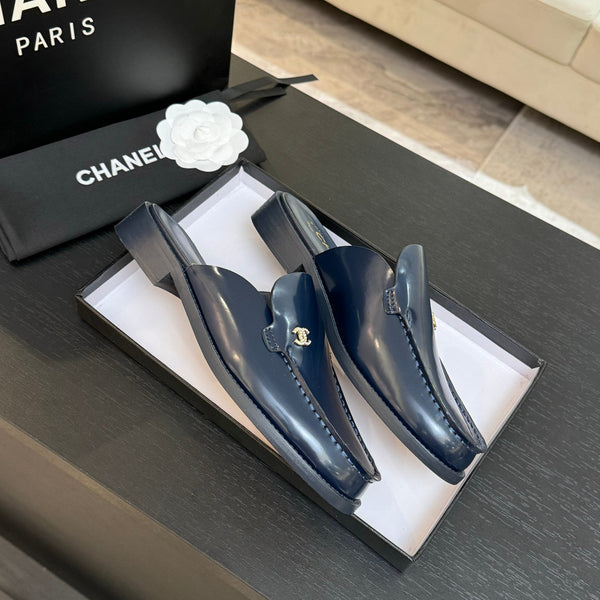 CC 25C Mule in pelle di vitello blu scuro