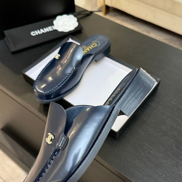 CC 25C Mule in pelle di vitello blu scuro