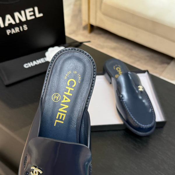 CC 25C Mule in pelle di vitello blu scuro