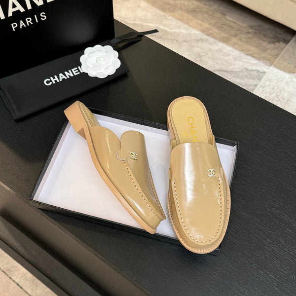 CC 25C Mule Beige Calfskin