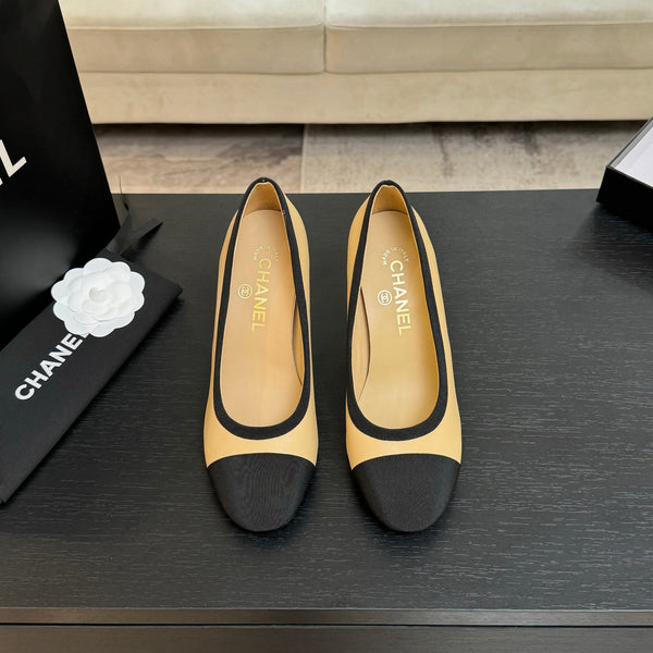 CC 25S Pump 85mm Beige Calfskin Black Grosgrain