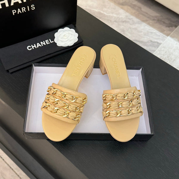 CC 25B Heel Mule Sandals 50mm Beige Sheepskin With Chain 373818