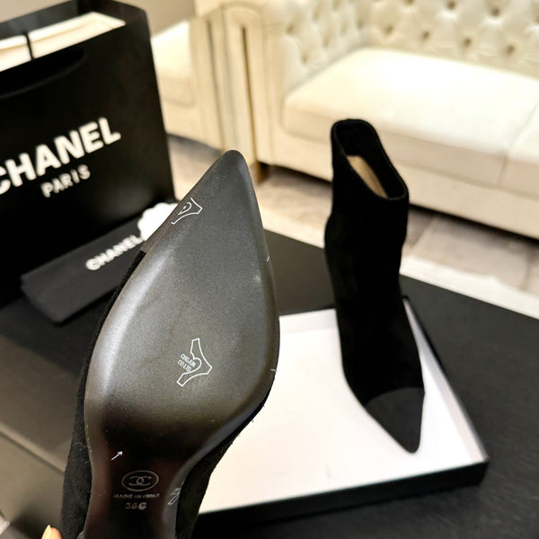 CC Gabrielle Chanel Bottines 8,5 cm Daim noir Tissu noir