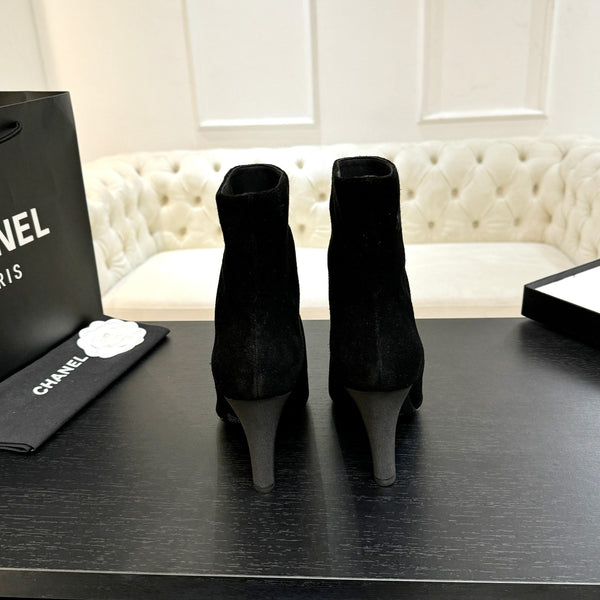 CC Gabrielle Chanel Bottines 8,5 cm Daim noir Tissu noir