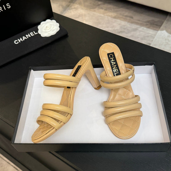 Sandales CC 26C à double bride en peau de mouton beige