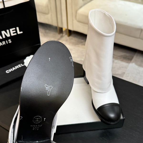 CC 26s Chunky Heel Trouser Ankle Boots Black White Sheepskin 673036