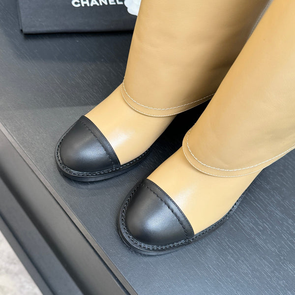 Bottes à talons épais CC 26s Noir Beige Peau de mouton 673037