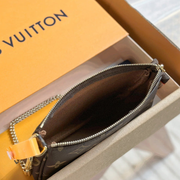 LV MINI POCHETTE ACCESSOIRES 15.5 MONOGRAM CANVAS