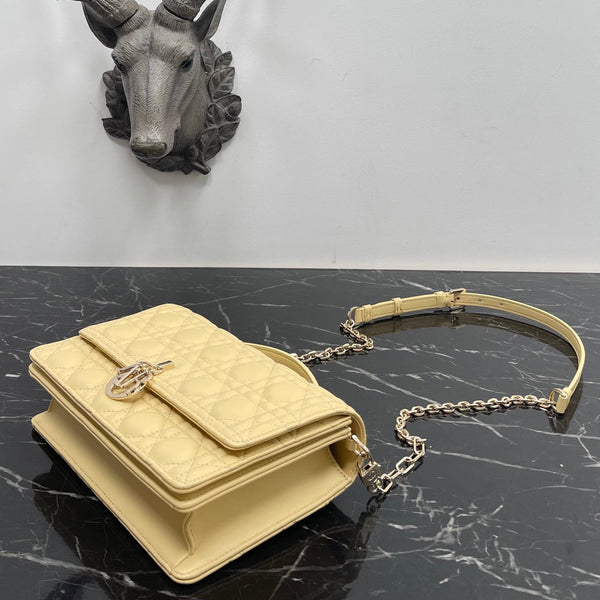 MY CD 24 TOP HANDLE BAG YELLOW LAMBSKIN