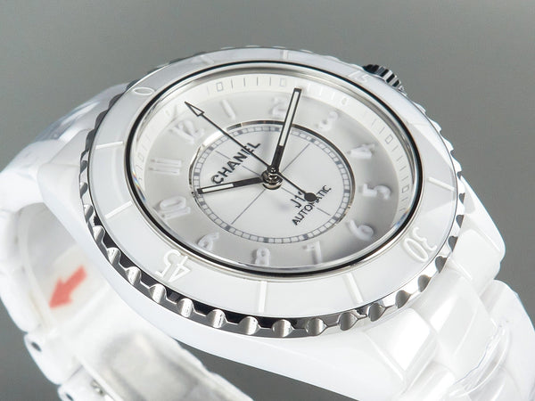 J12 Automatic White Ceramic White Numerals Black White Hands White Dial