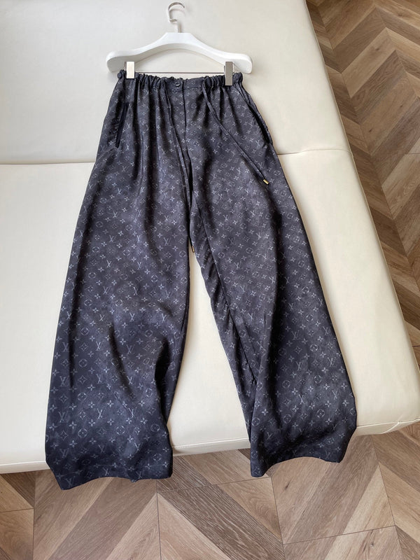 Set modello LV in seta nera