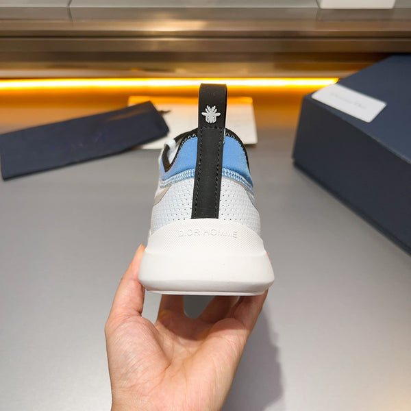 CD BASKETBALL SHOES WHITE AND COBALT BREATHABLE FABRIC