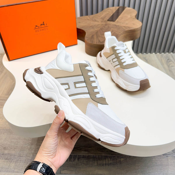 Sneaker da uomo HM in pelle di vitello scamosciata bianca 601281