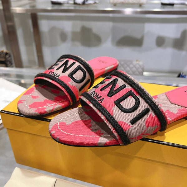 FF Women Signature Slides Dark Pink Gray Canvas Slide
