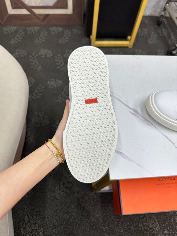 HM Men's Sneaker White Lambskin 532526