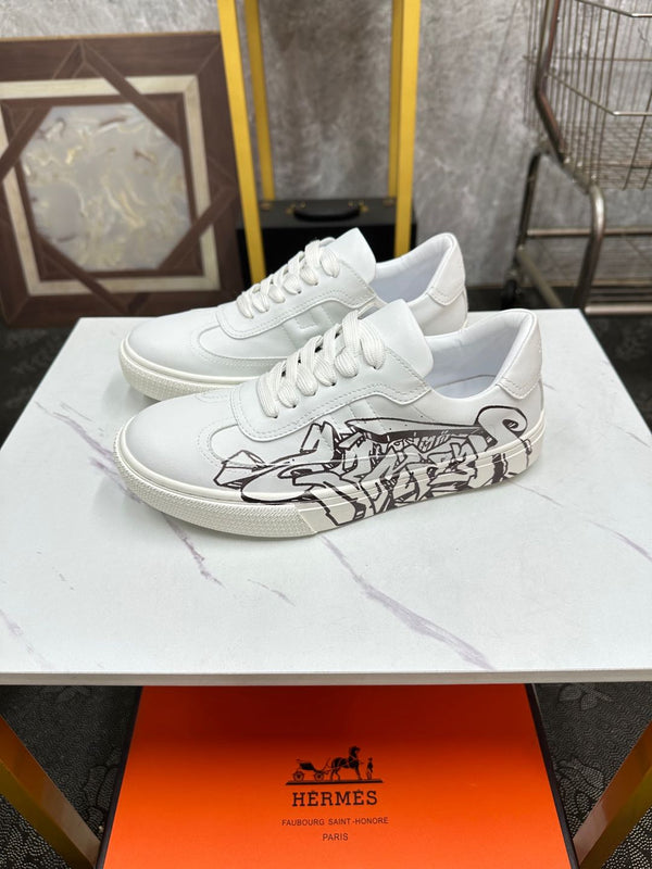 HM Men's Sneaker White Lambskin 532526