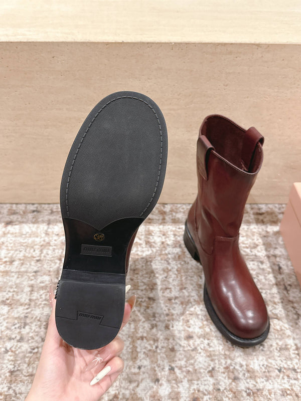 MiuMiu's 26SS Runway Slouch Boots Burgundy Leather 533042