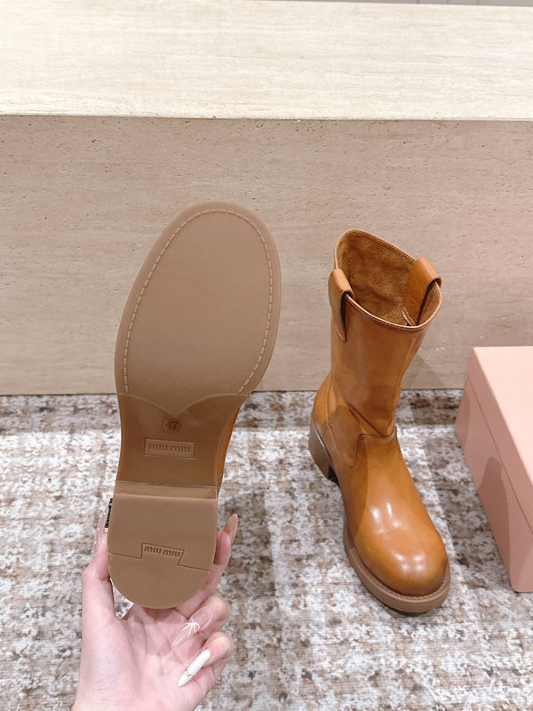 MiuMiu's 26SS Runway Slouch Boots Organge Leather 533044