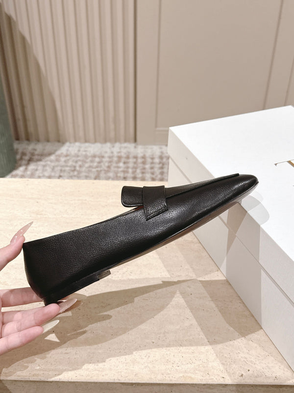The Row 2025 Square Toe Loafer Black Sheepskin 556138