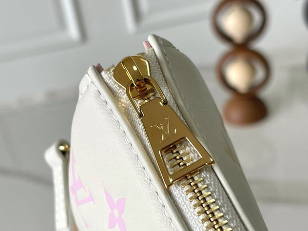 COUSSIN BB 21 IN PELLE DI AGNELLO CON MONOGRAMMA BIANCO E FERRAMENTA ORO