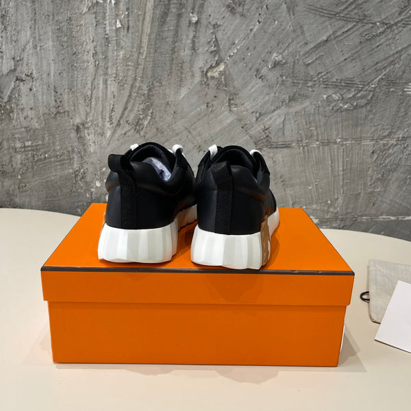 Sneakers HM Bouncing 35 in pelle di capra nera e pelle scamosciata di capra H Nero Marrone chiaro