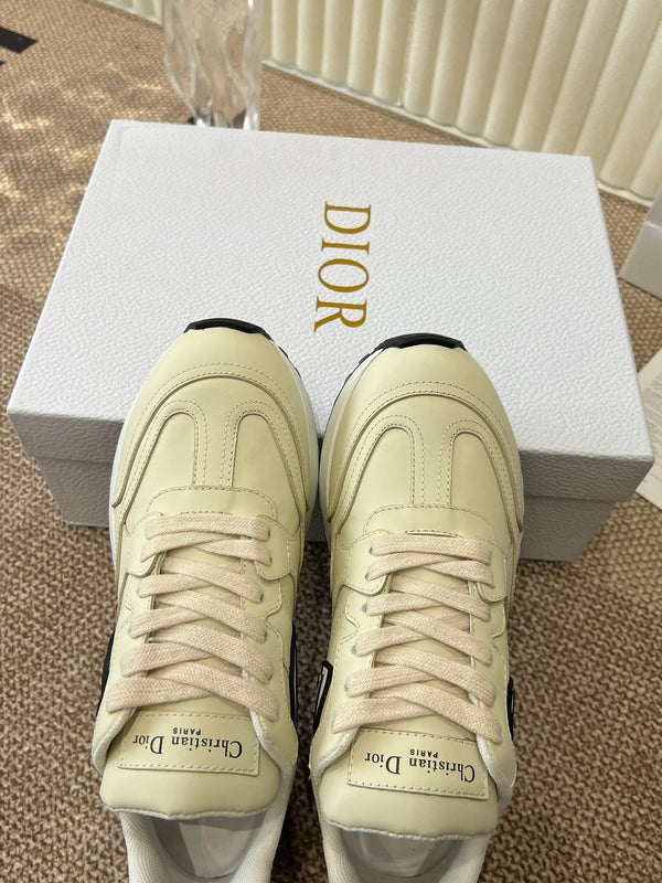 C'est Dior Sneaker Beige Lamskin