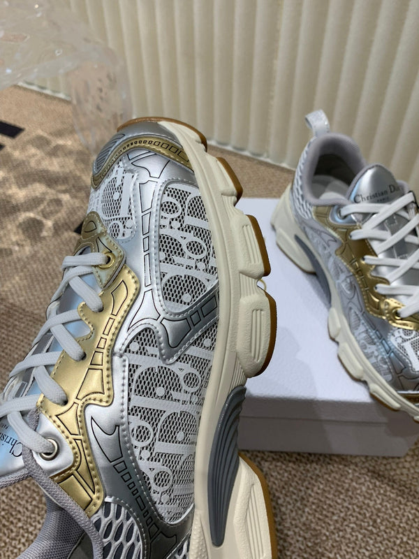 CD Vibe Sneaker In White Mix Dark Grey Gold Polyester Mesh Fabric And Cowhide 113418