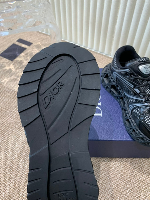 CD Sneaker B35 In Black Calfskin And Fabric 113123