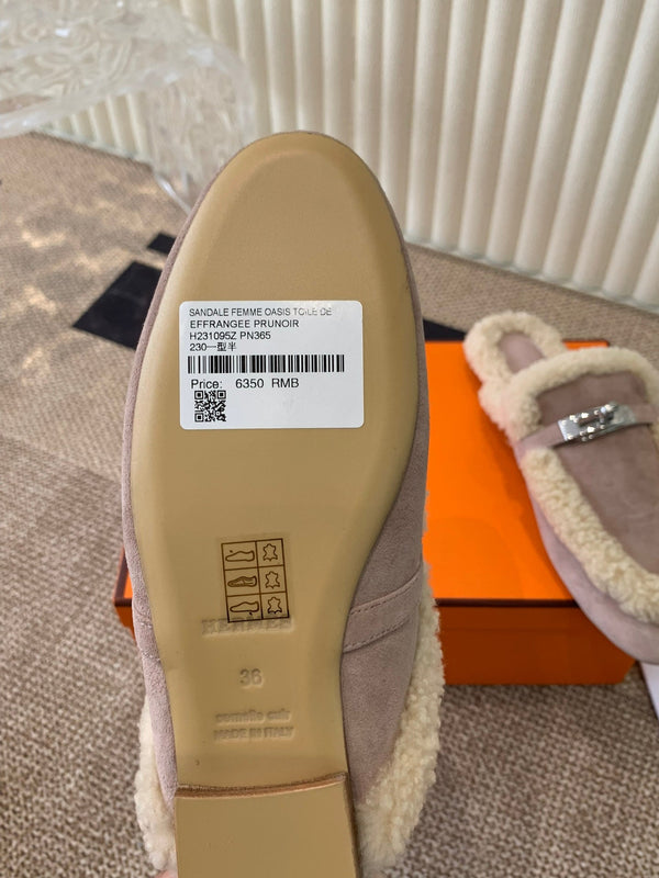 HM Oz Mule In Light Purple Suede Lined With Wool Fleece 113187