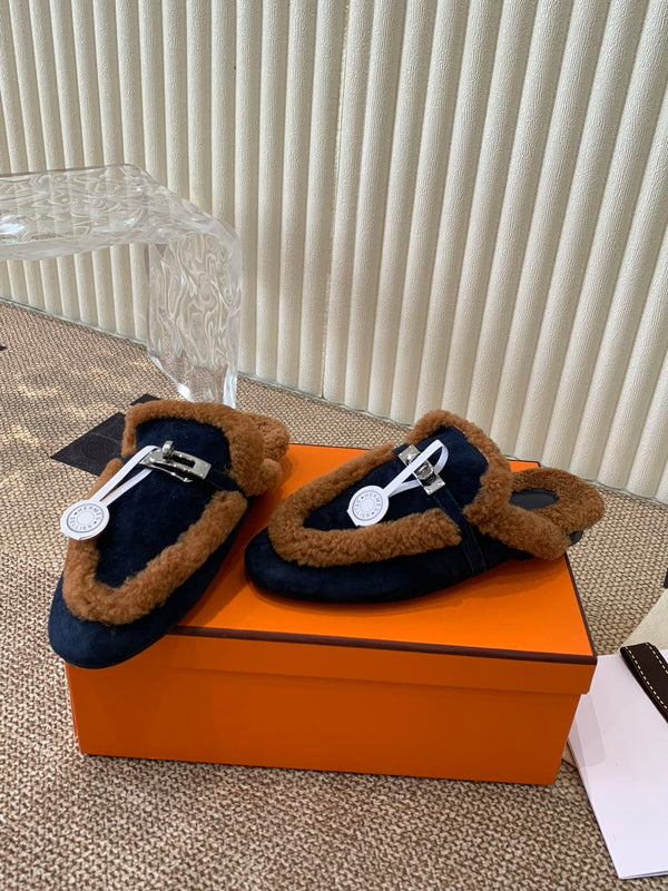 HM Oz Mule In Black Suede Lined With Wool Fleece 113195