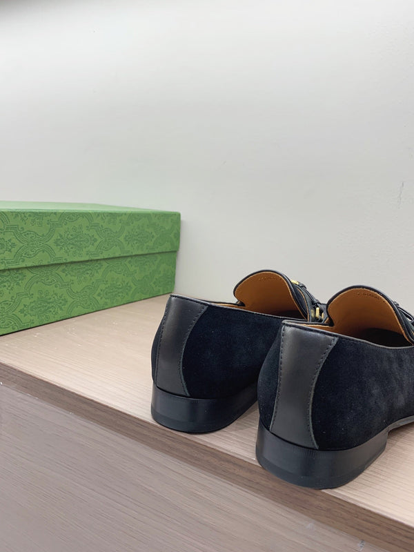 GG Men's Interlocking GG Loafer Black Suede 542501